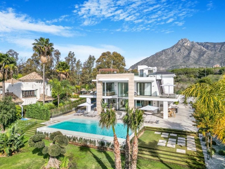 Villa for Sale in  Marbella, Malaga 75