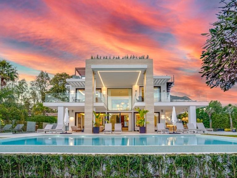 Villa for Sale in  Marbella, Malaga 89