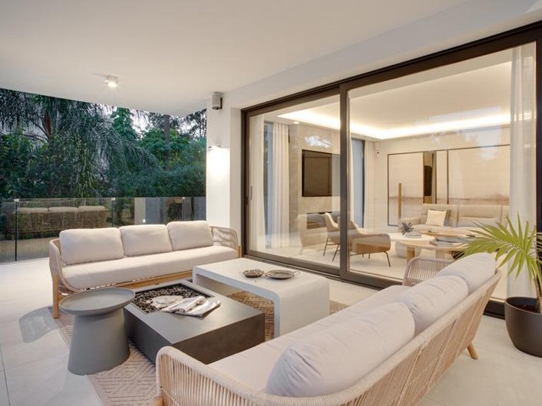 Villa for Sale in  Marbella, Malaga 92