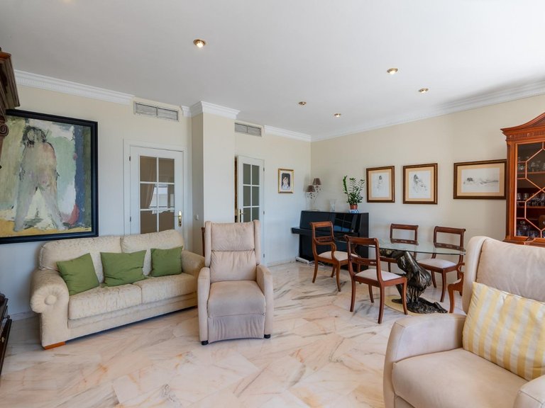 Apartment for Sale in  Estepona, Malaga 4