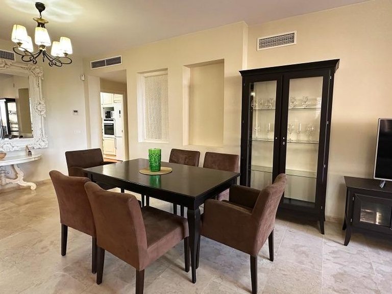 Apartment for Sale in  Estepona, Malaga 6