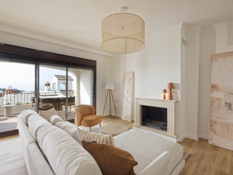 Apartment for Sale in  Estepona, Malaga 3