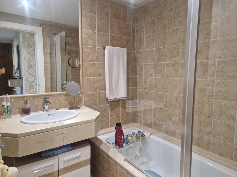 Apartment for Sale in  Estepona, Malaga 27