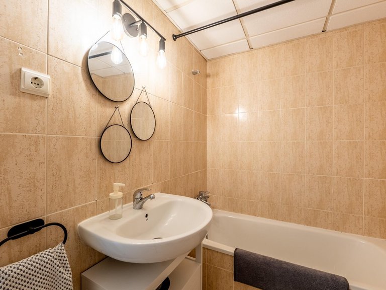 Apartment for Sale in  Benalmádena, Malaga 8