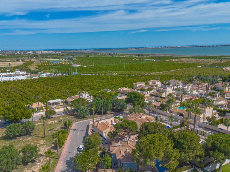 Villa for Sale in Inland Rojales, Alicante 32