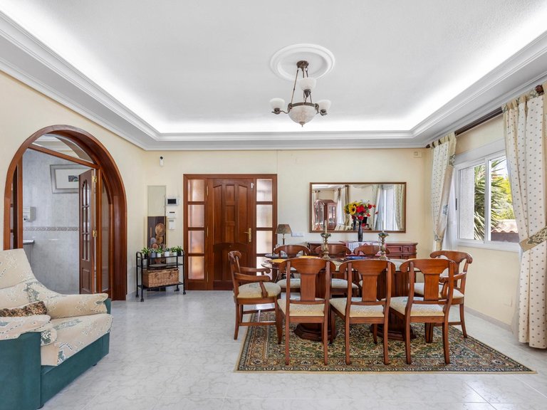 Villa for Sale in Inland Rojales, Alicante 38