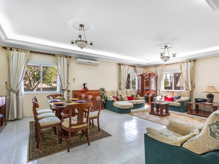 Villa for Sale in Inland Rojales, Alicante 4