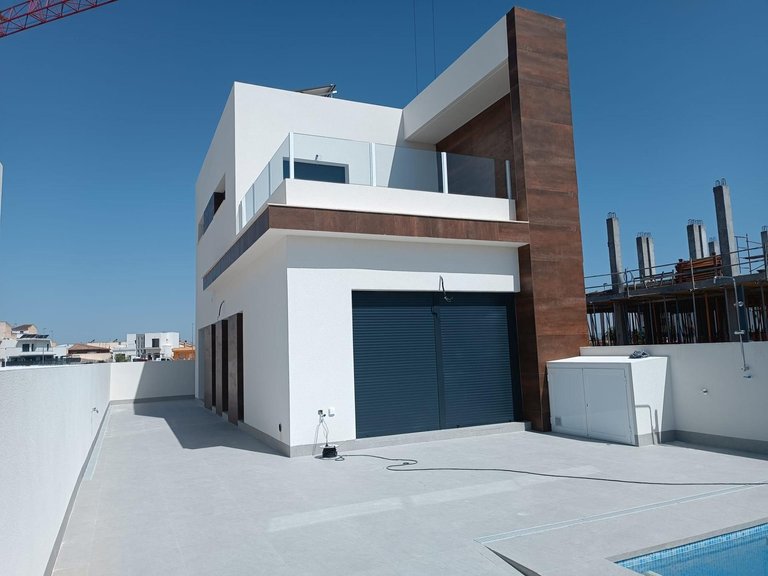 Villa for Sale in Daya Nueva, Alicante 2