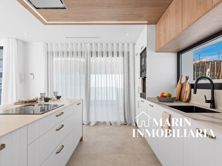 Villa for Sale in Polop, Alicante 30