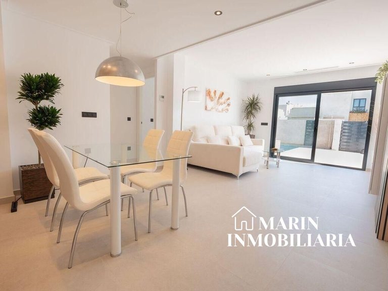 Villa for Sale in San Fulgencio, Alicante 4