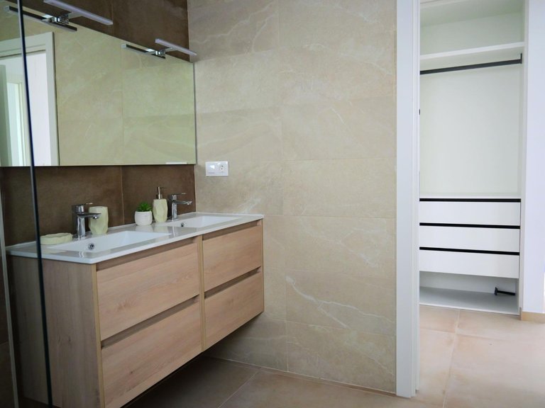 Villa for Sale in Dolores, Alicante 21