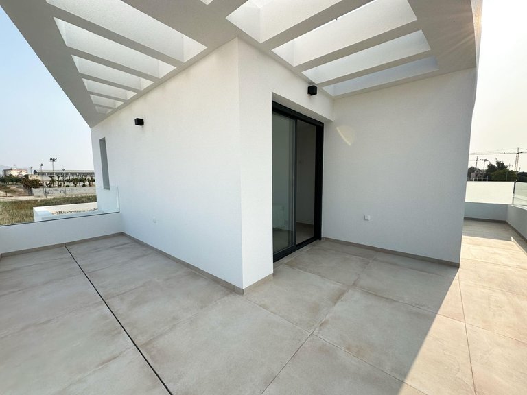 Villa for Sale in Dolores, Alicante 12