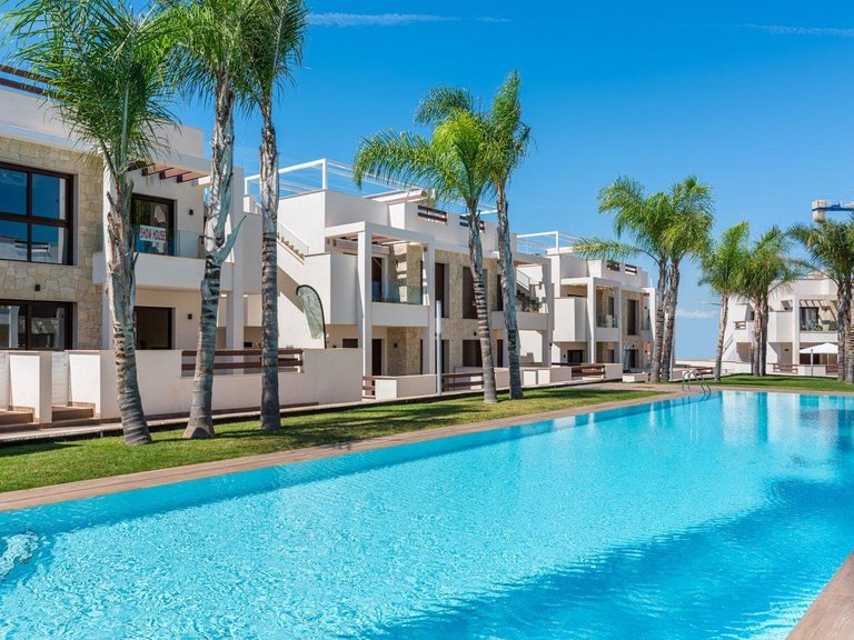 Villa for Sale in Torrevieja, Alicante 3