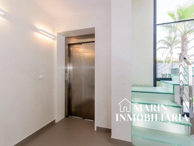 Villa for Sale in Orihuela Costa, Alicante 39