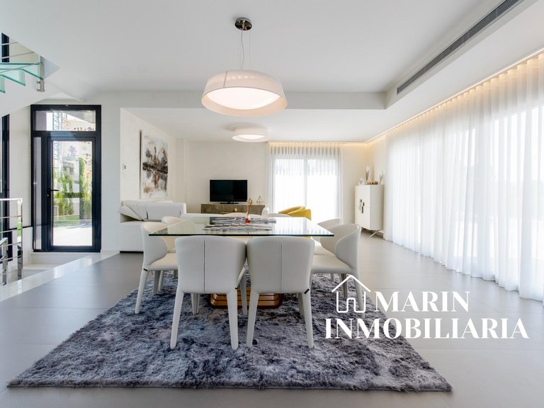 Villa for Sale in Orihuela Costa, Alicante 8