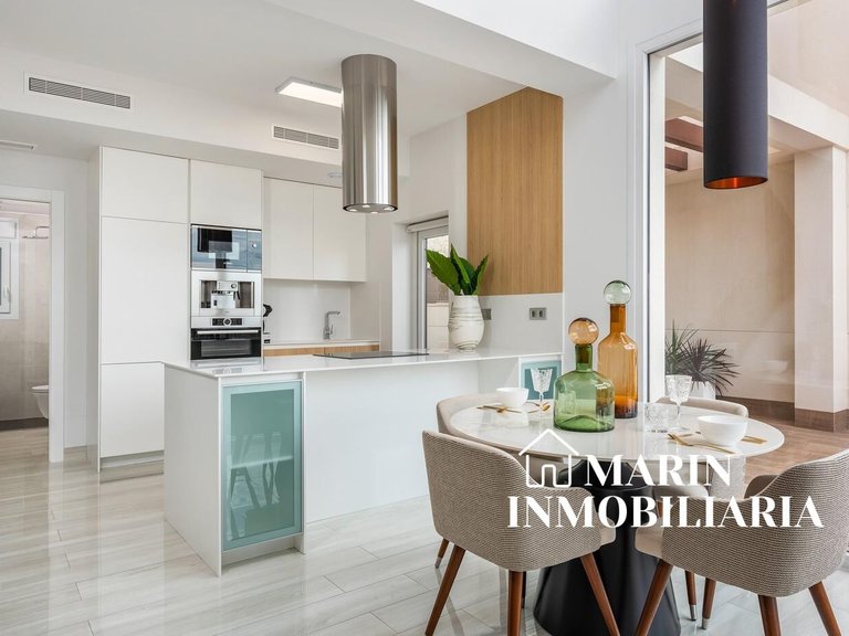 Villa for Sale in Los Montesinos, Alicante 10