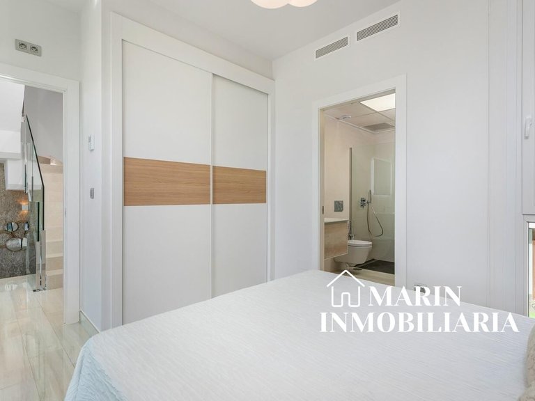 Villa for Sale in Los Montesinos, Alicante 24