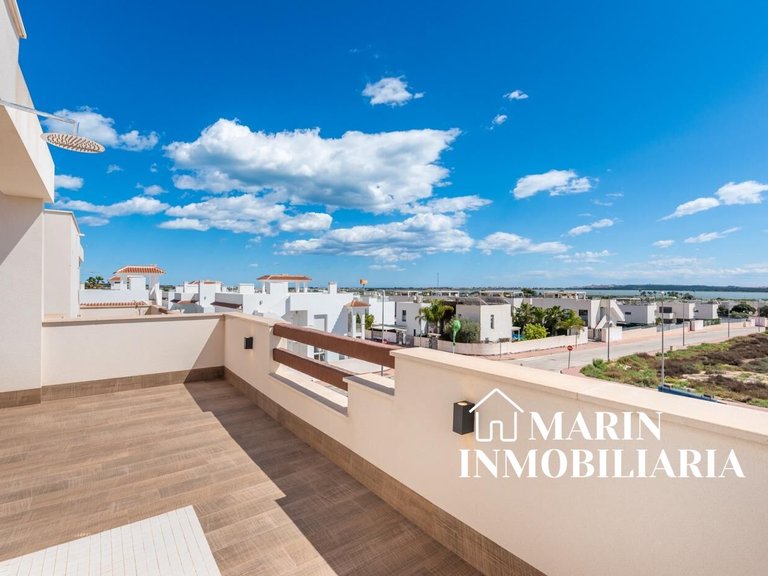 Villa for Sale in Los Montesinos, Alicante 32