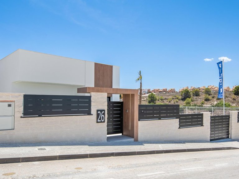 Villa for Sale in Algorfa, Alicante 1