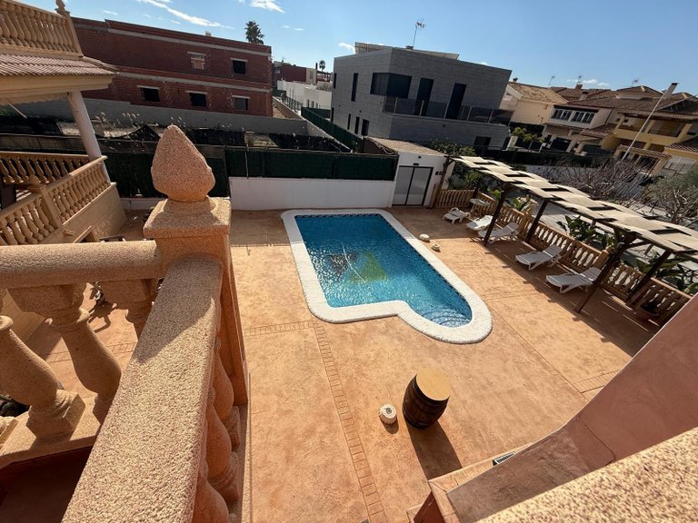 Villa for Sale in Almoradi, Alicante 10