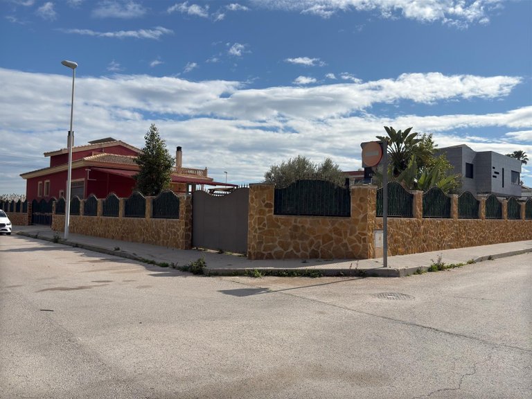 Villa for Sale in Almoradi, Alicante 3