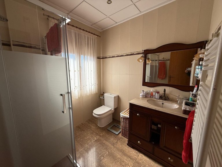 Villa for Sale in Almoradi, Alicante 31