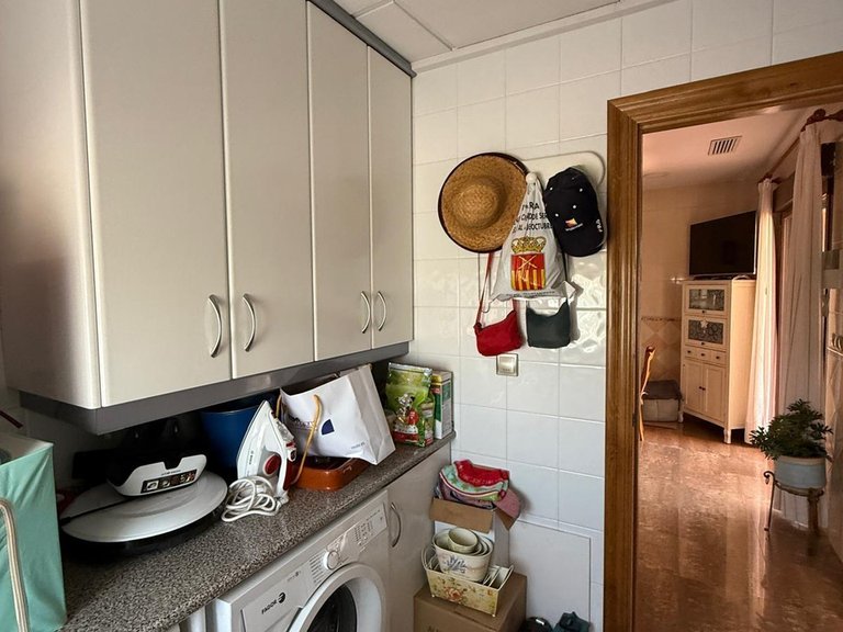 Villa for Sale in Almoradi, Alicante 41