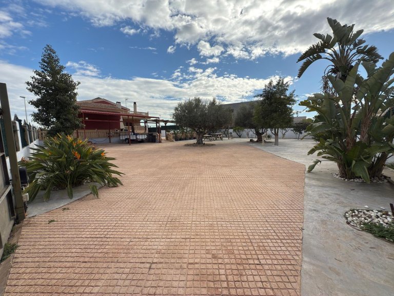 Villa for Sale in Almoradi, Alicante 48