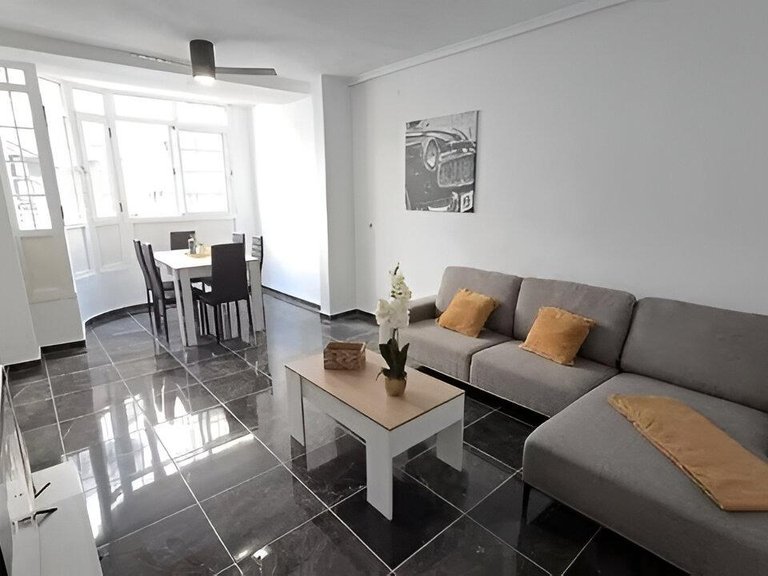 Apartment for Sale in Torrevieja, Alicante 1