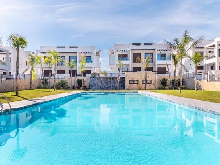 Villa for Sale in Torrevieja, Alicante 15