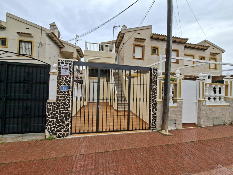 Town House for Sale in Orihuela Costa, Alicante 1