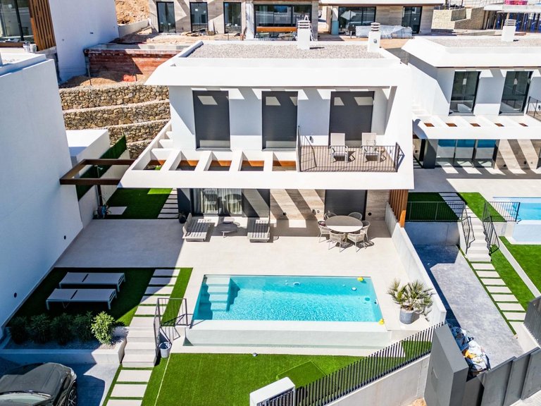 Villa for Sale in Polop, Alicante 5