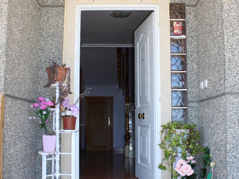 Villa for Sale in Alicante, Alicante 2