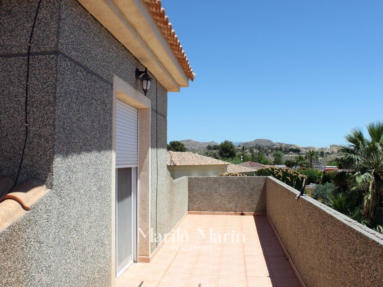 Villa for Sale in Alicante, Alicante 24