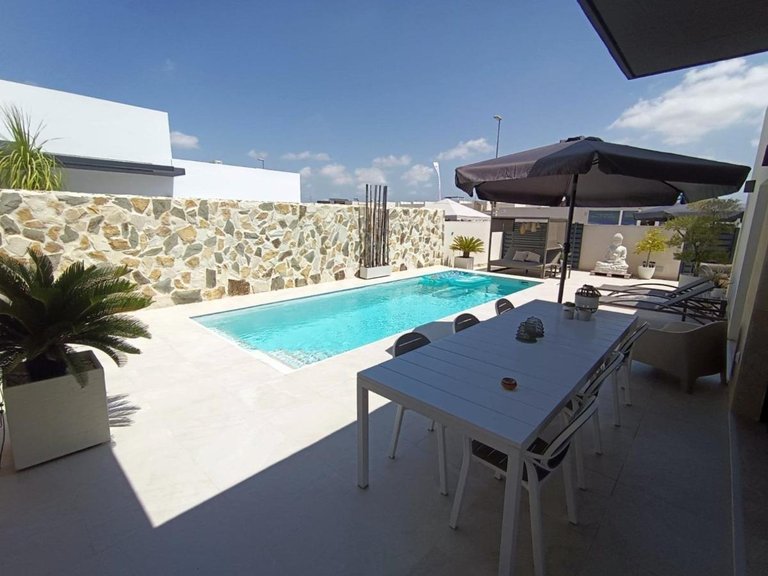 Villa for Sale in Daya Nueva, Alicante 2