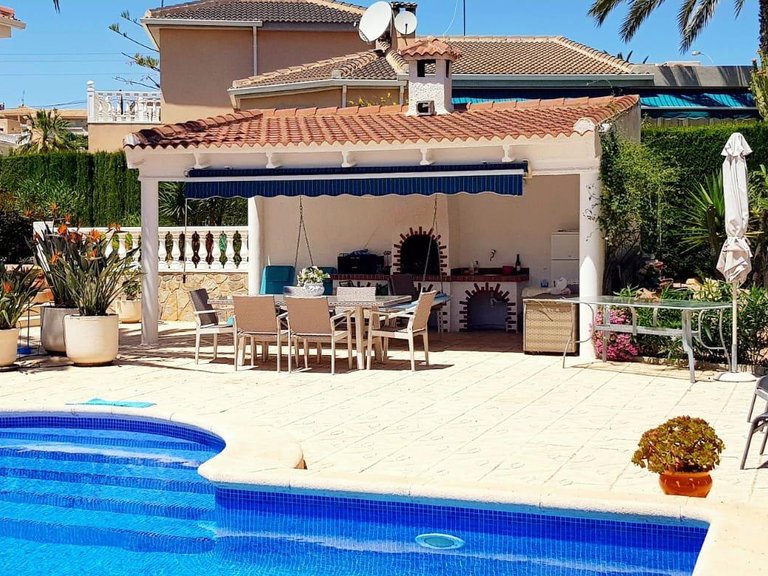 Villa for Sale in Rojales, Alicante 1