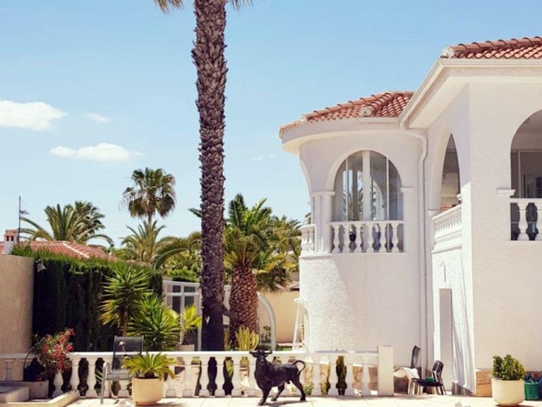 Villa for Sale in Rojales, Alicante 2