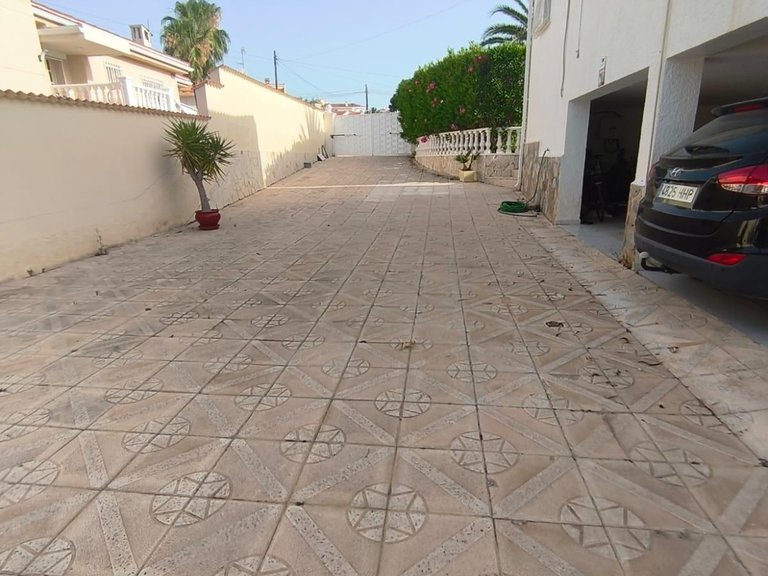 Villa for Sale in Rojales, Alicante 31