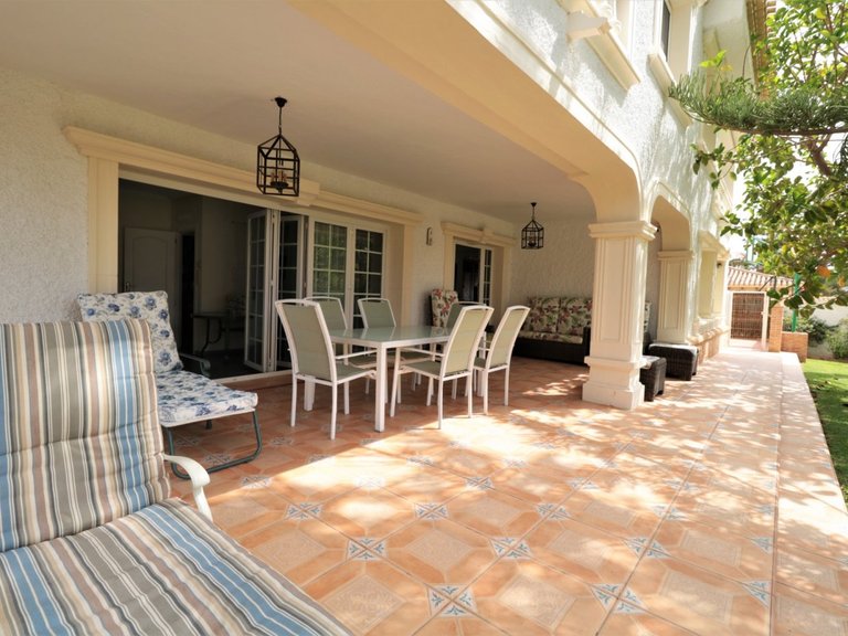 Villa for Sale in Orihuela Costa, Alicante, 19