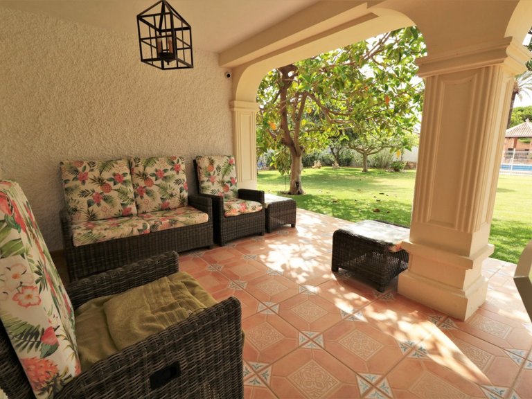 Villa for Sale in Orihuela Costa, Alicante, 22