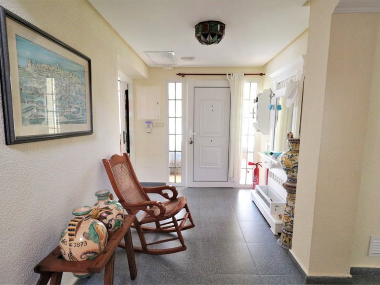 Villa for Sale in Orihuela Costa, Alicante, 24