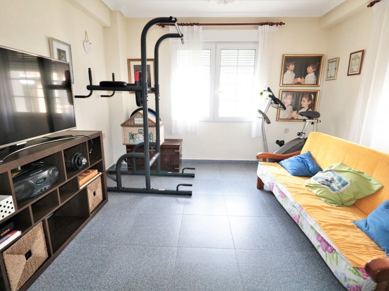 Villa for Sale in Orihuela Costa, Alicante, 33