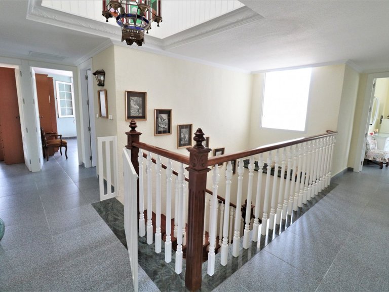 Villa for Sale in Orihuela Costa, Alicante, 47