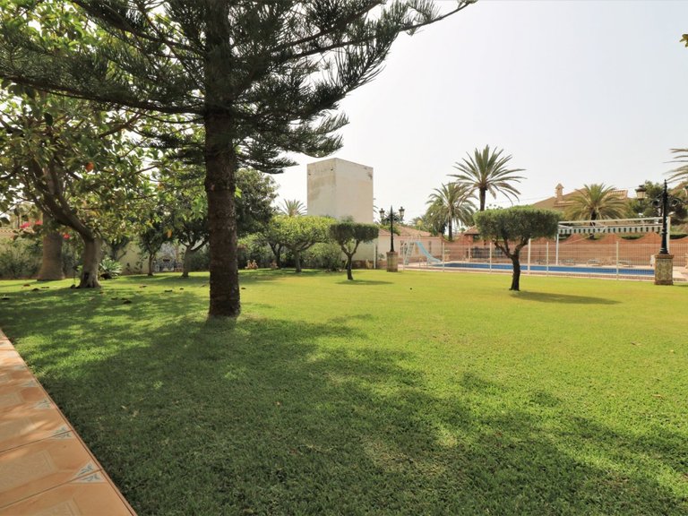 Villa for Sale in Orihuela Costa, Alicante, 5