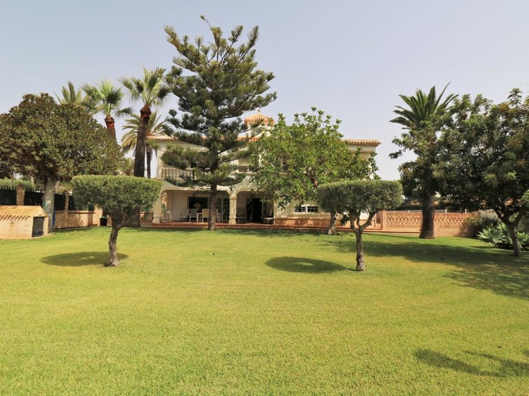 Villa for Sale in Orihuela Costa, Alicante, 7