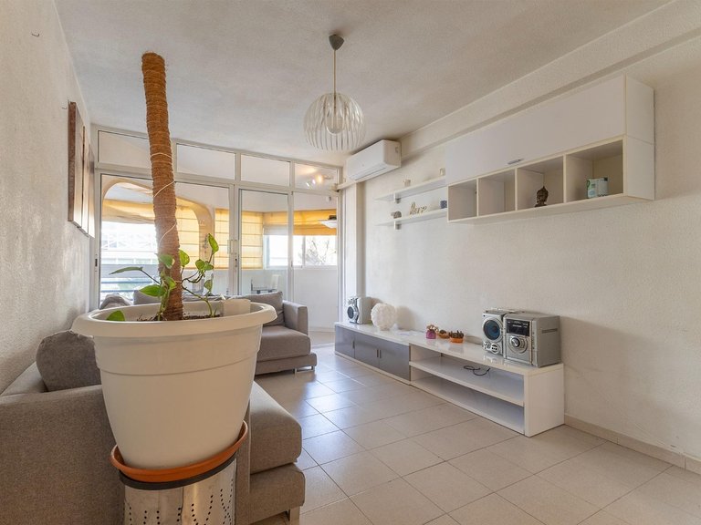 Apartment for Sale in Torrevieja, Alicante, 11