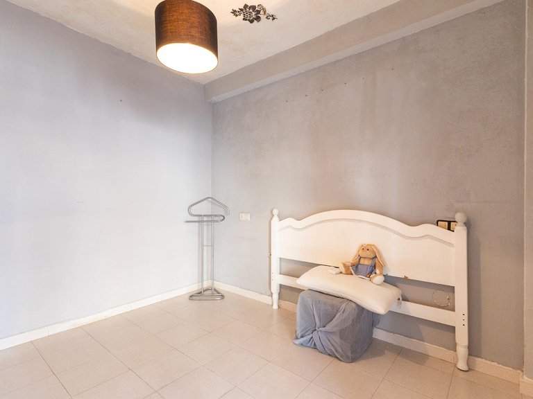 Apartment for Sale in Torrevieja, Alicante, 17