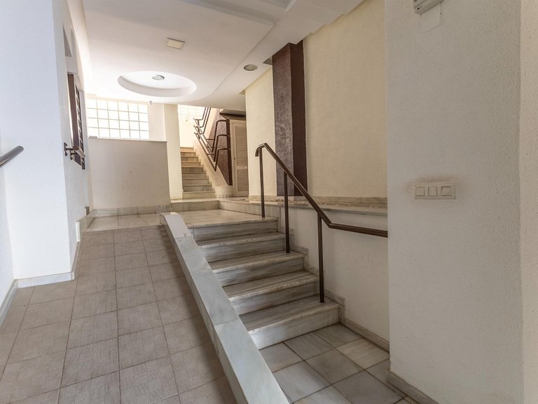 Apartment for Sale in Torrevieja, Alicante, 24