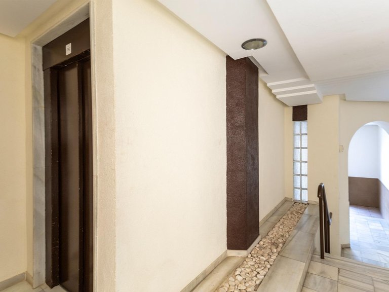 Apartment for Sale in Torrevieja, Alicante, 25