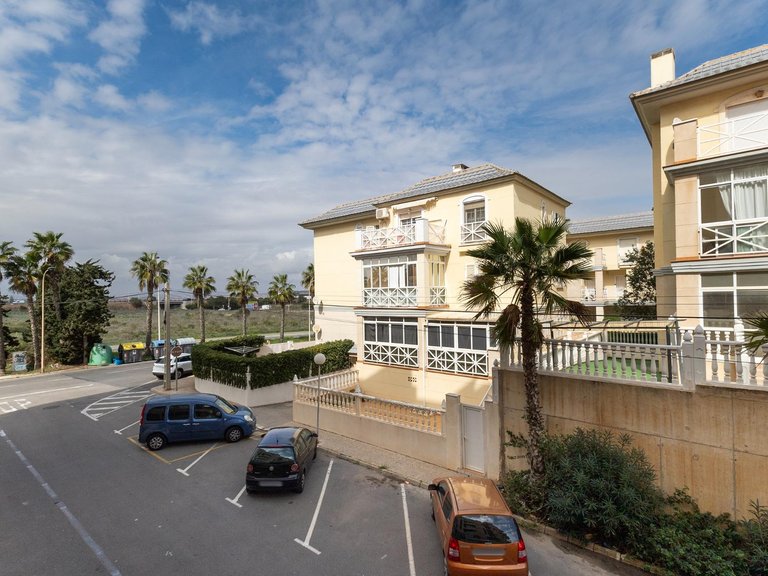 Apartment for Sale in Torrevieja, Alicante, 3